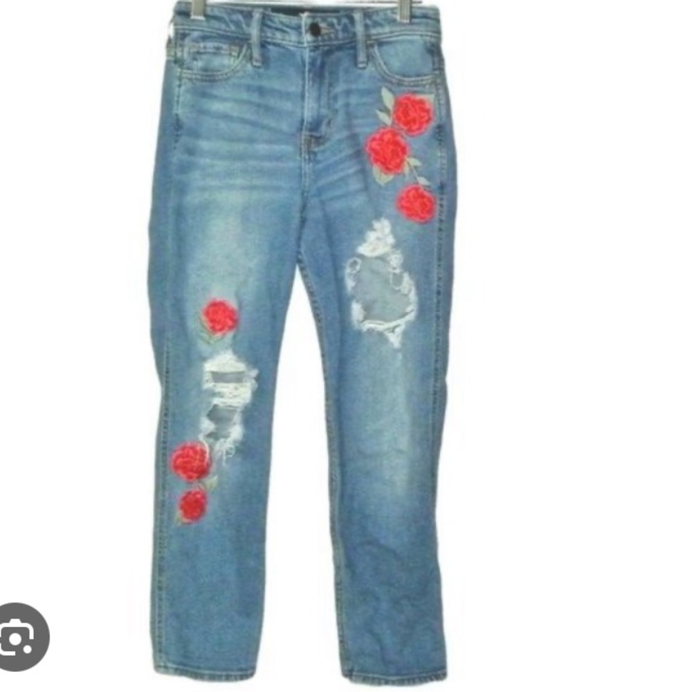 Hollister Embroidered Straight Leg Jeans